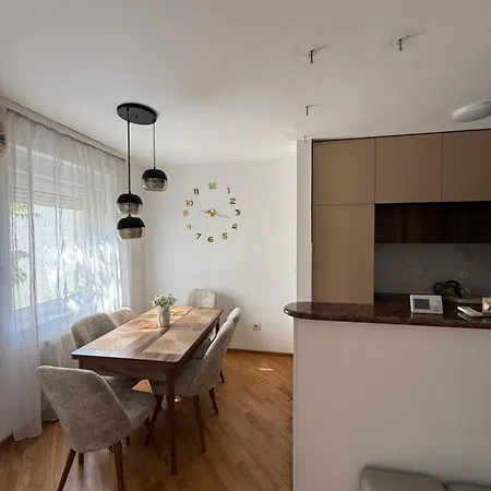 Lux * Banja Luka